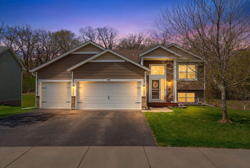 19184 Johnson Street NW, Elk River, MN 55330
