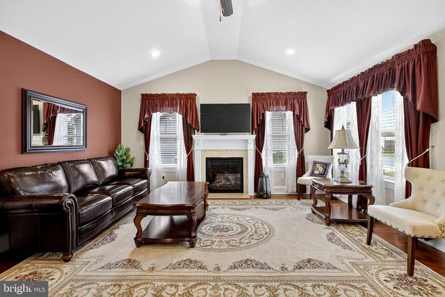 37 SILTSTONE DR, Dover, DE 19901