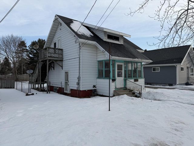 2214 13th STREET, Two Rivers, WI 54241