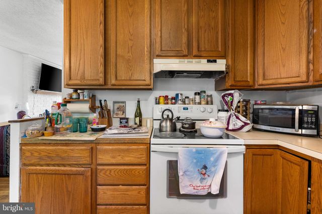 13803 KNOWLES ST, Woodbridge, VA 22191