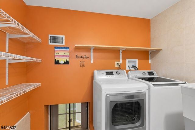 330 Harrison Ave, Lodi Boro, NJ 07644