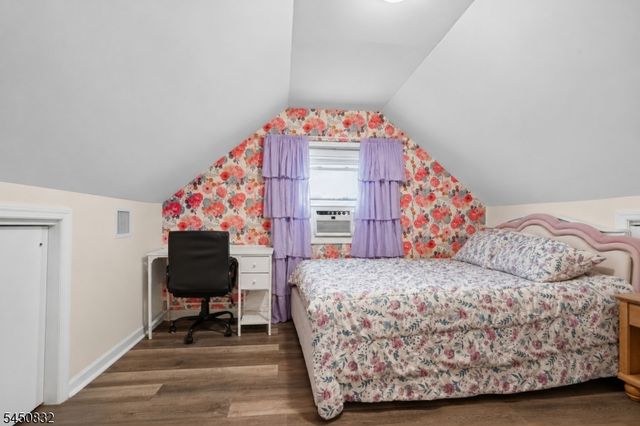 330 Harrison Ave, Lodi Boro, NJ 07644
