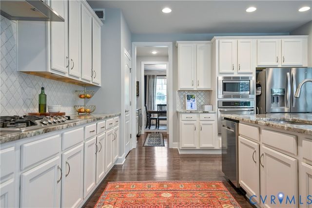 10212 Brading Ln, Midlothian, VA 23112