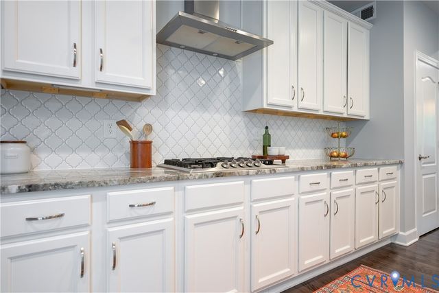 10212 Brading Ln, Midlothian, VA 23112
