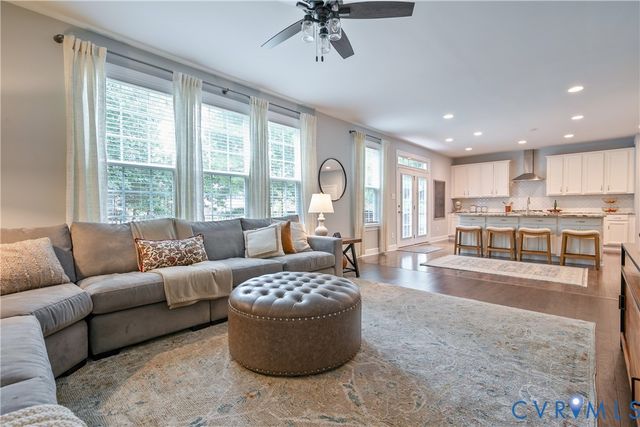 10212 Brading Ln, Midlothian, VA 23112