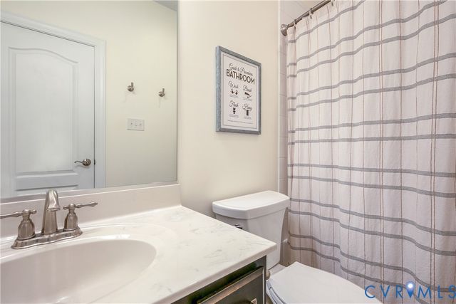 10212 Brading Ln, Midlothian, VA 23112