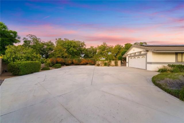 26440 Old Agency, Hemet, CA 92544