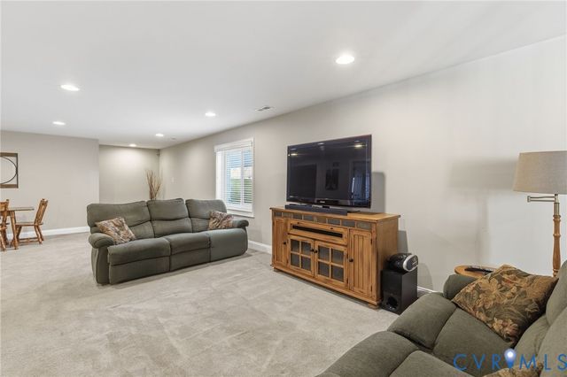 10943 Little Five Loop, Glen Allen, VA 23059