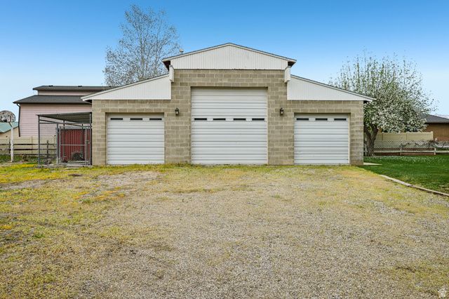 11243 S BLAKE CIR, South Jordan, UT 84095