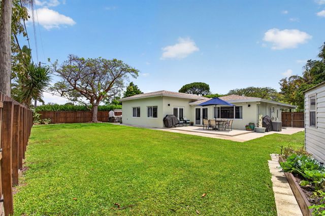 451 NE 48th Court, Oakland Park, FL 33334