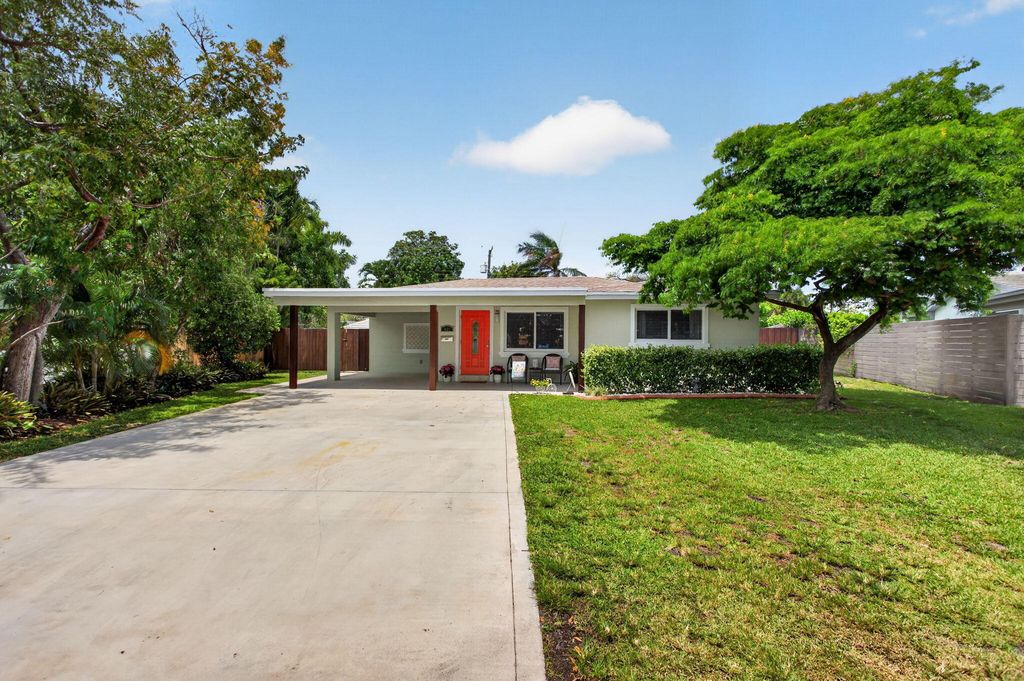 451 NE 48th Court, Oakland Park, FL 33334