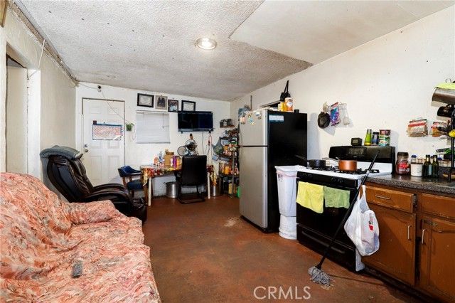 1700 E Orchard Street, Compton, CA 90221