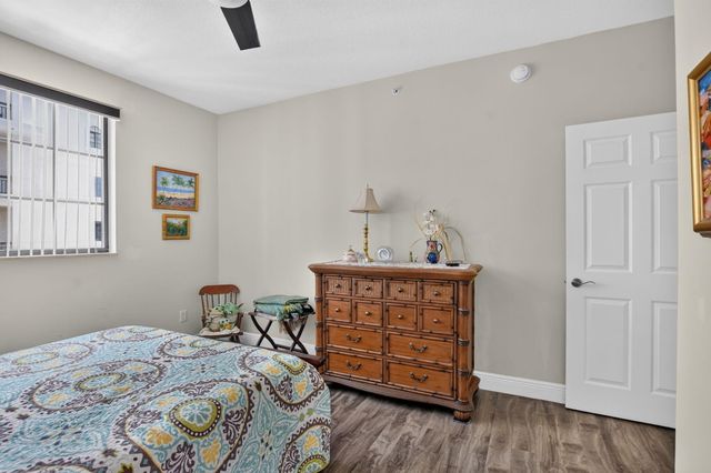 233 S Federal Highway 702, Boca Raton, FL 33432