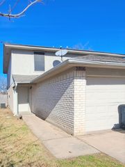 2806 Ridgecrest Drive, Fort Worth, TX 76133