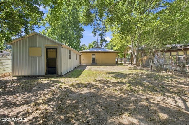 124 W White Street, Opelousas, LA 70570