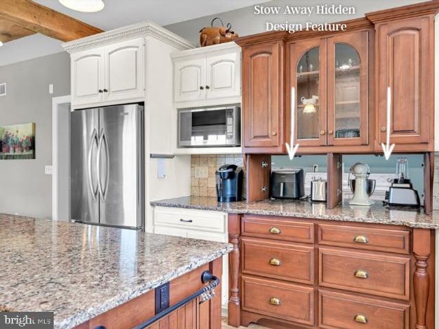 114 MONTICELLO DR, Lebanon, PA 17042