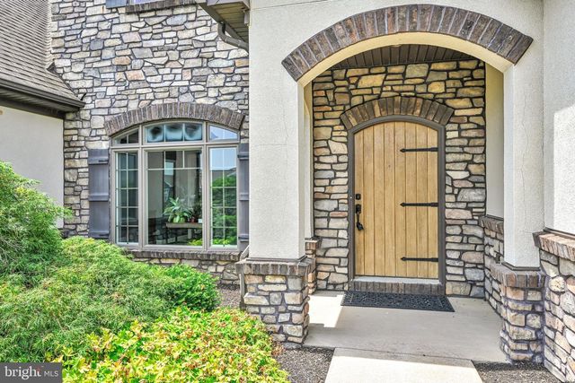 114 MONTICELLO DR, Lebanon, PA 17042