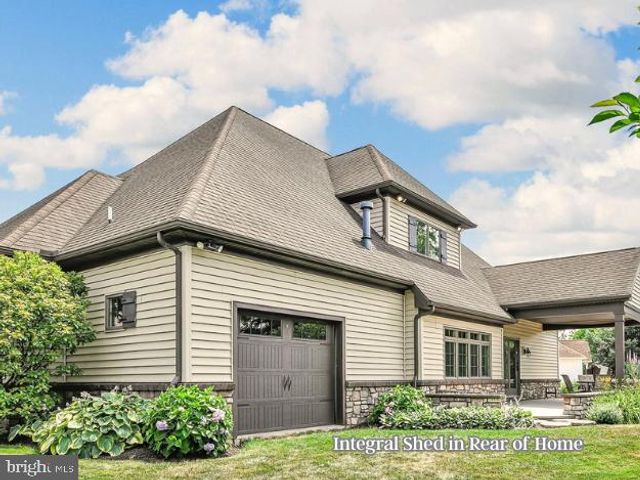114 MONTICELLO DR, Lebanon, PA 17042