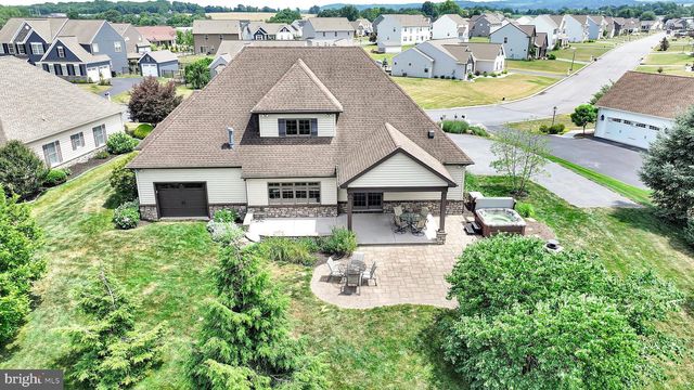 114 MONTICELLO DR, Lebanon, PA 17042