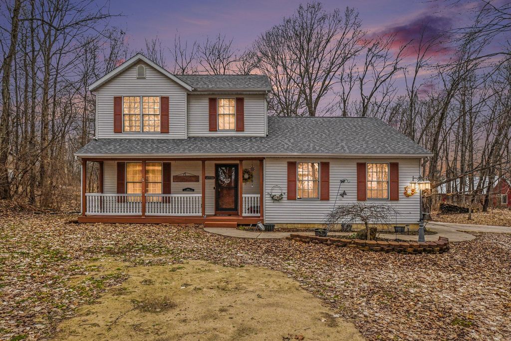 200 Mayflower Road, Buchanan, MI 49107