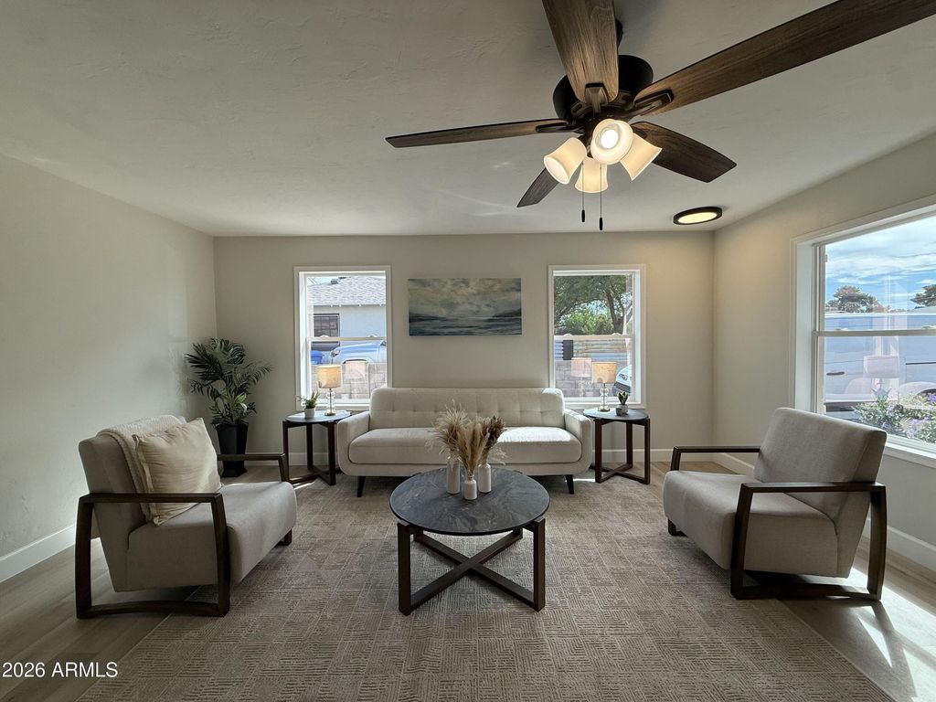 2710 E AMELIA Avenue, Phoenix, AZ 85016 — photo 3