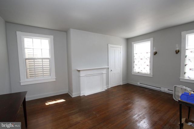 6 NW 2ND ST, Milford, DE 19963