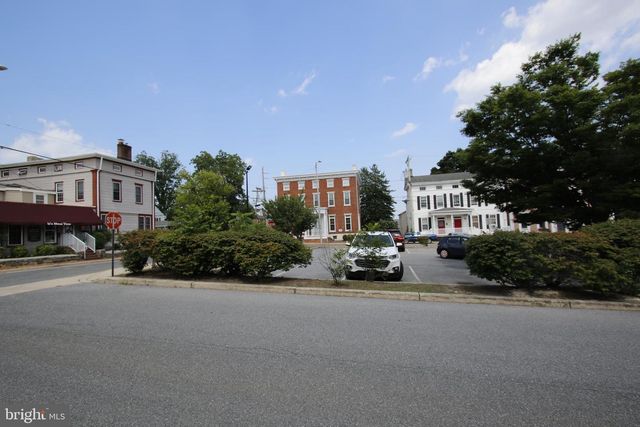 6 NW 2ND ST, Milford, DE 19963