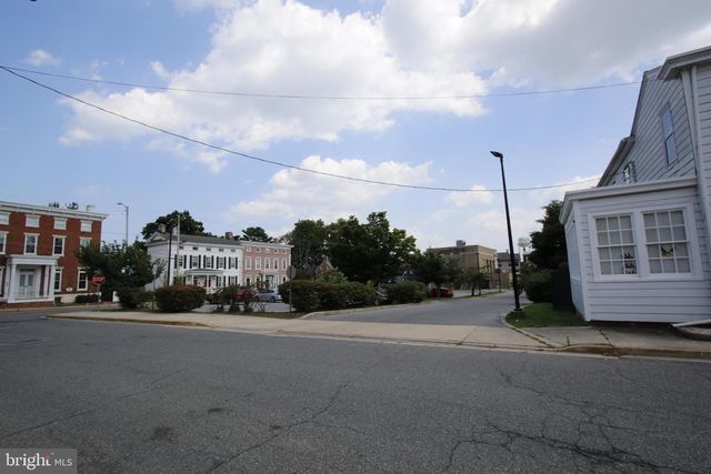 6 NW 2ND ST, Milford, DE 19963