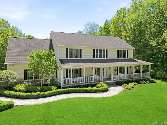 23 Pheasant Run Road, Putnam Valley, NY 10579