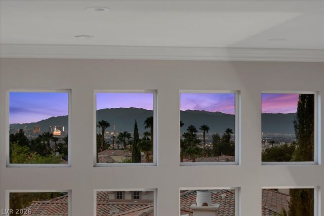 2948 Via Meridiana, Henderson, NV 89052