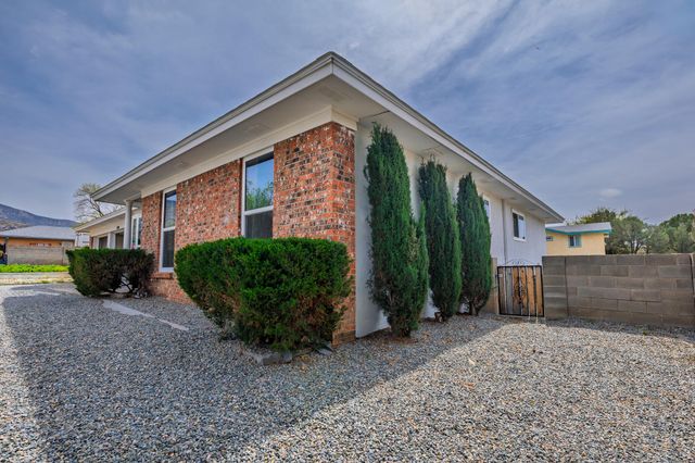 12120 Towner Avenue NE, Albuquerque, NM 87112