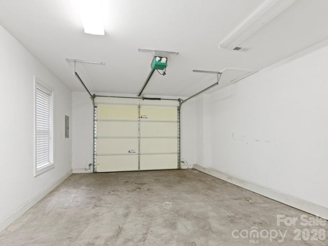 103 Berry Hill Drive 10, Hendersonville, NC 28791