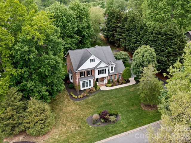 103 Berry Hill Drive 10, Hendersonville, NC 28791