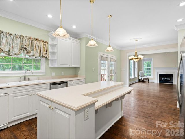 103 Berry Hill Drive 10, Hendersonville, NC 28791