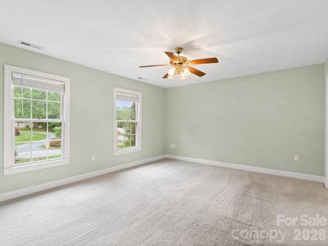 103 Berry Hill Drive 10, Hendersonville, NC 28791