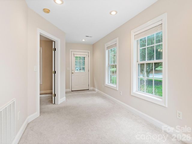 103 Berry Hill Drive 10, Hendersonville, NC 28791
