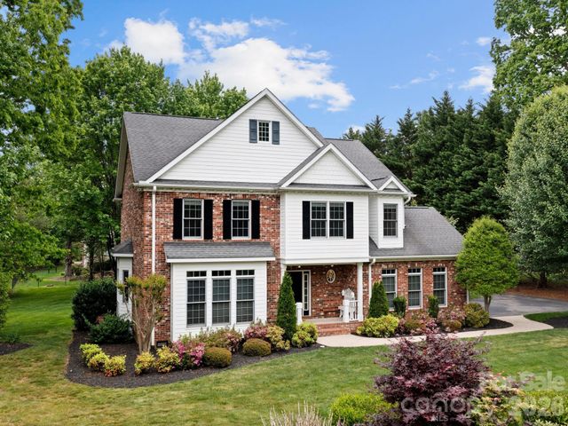 103 Berry Hill Drive 10, Hendersonville, NC 28791