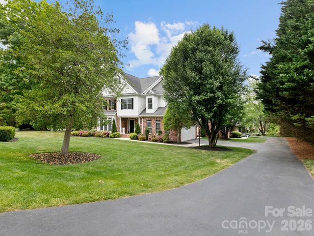 103 Berry Hill Drive 10, Hendersonville, NC 28791