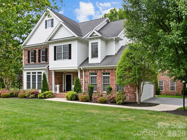 103 Berry Hill Drive 10, Hendersonville, NC 28791