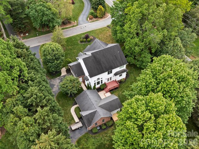 103 Berry Hill Drive 10, Hendersonville, NC 28791