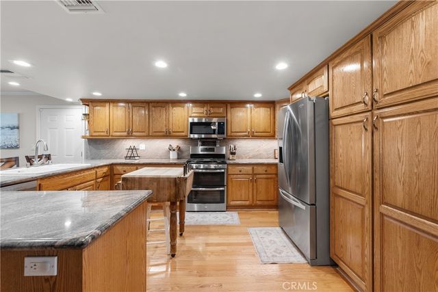 25811 Mendoza Drive, Valencia, CA 91355