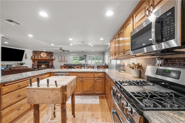 25811 Mendoza Drive, Valencia, CA 91355