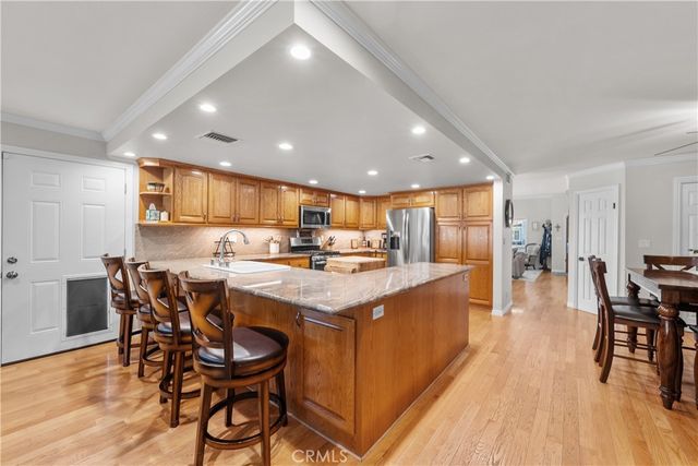 25811 Mendoza Drive, Valencia, CA 91355