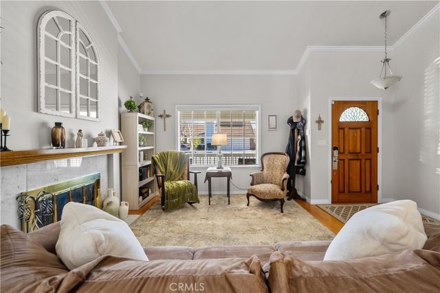 25811 Mendoza Drive, Valencia, CA 91355