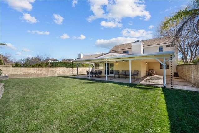 25811 Mendoza Drive, Valencia, CA 91355