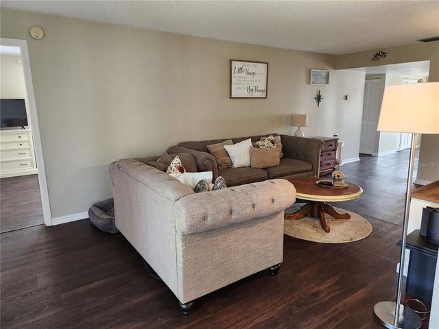 6356 7TH AVENUE W 6356, Bradenton, FL 34209