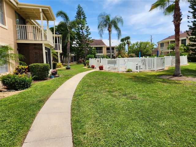 6356 7TH AVENUE W 6356, Bradenton, FL 34209