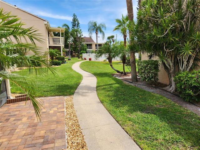 6356 7TH AVENUE W 6356, Bradenton, FL 34209