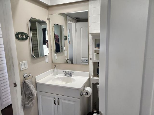 6356 7TH AVENUE W 6356, Bradenton, FL 34209