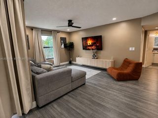 4761 NW 22nd Street 42111, Coconut Creek, FL 33063